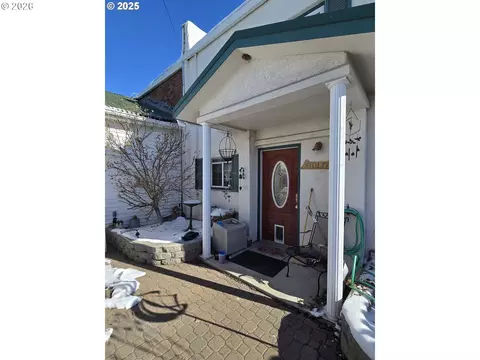 206 12 S Main St, Union, OR 97883