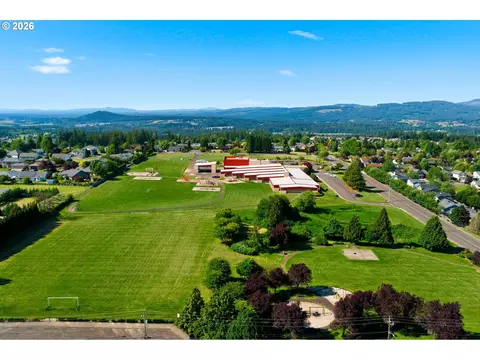 View/Area - 2234 NW Utah Ct, Camas, WA 98607 photo 2 of 4