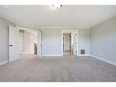 Bedroom - 2234 NW Utah Ct, Camas, WA 98607 photo 2 of 6