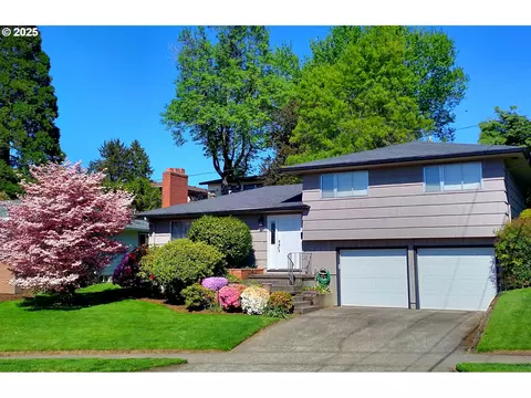 6868 SW 12th Dr, Portland, OR 97219