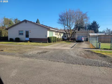52334 SE 2nd St, Scappoose, OR 97056