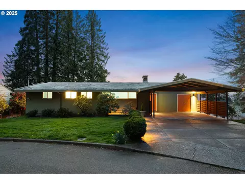 4309 SW Washouga Ave, Portland, OR 97239