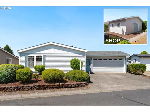 16500 SE 1st St #159, Vancouver, WA 98684