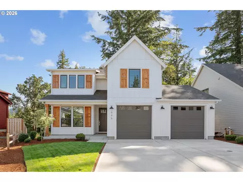 995 SE Olive Way, Estacada, OR 97023