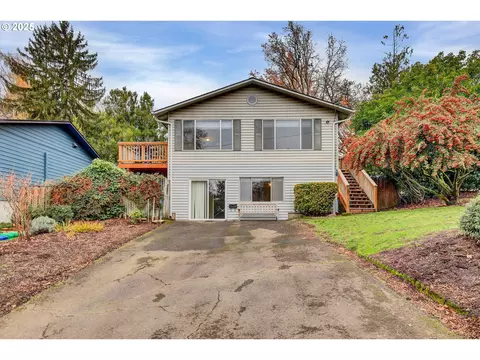 3605 SW Texas St, Portland, OR 97219