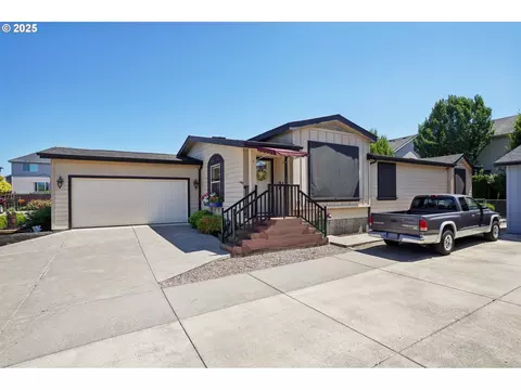 5101 NE 121st Ave #127, Vancouver, WA 98682