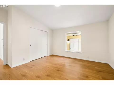 2242 Maia Loop, Springfield, OR 97477 photo 18