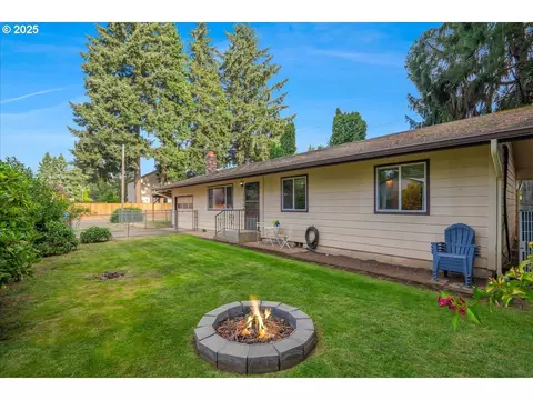 3908 NE 131st Ave, Vancouver, WA 98682