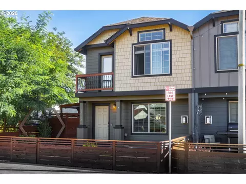 13713 NE 64th Cir, Vancouver, WA 98682