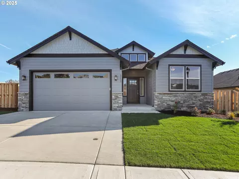 2213 E Juniper Cir #17, La Center, WA 98629
