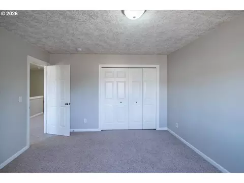Bedroom - 4199 Geranium Loop, Salem, OR 97305 photo 8 of 9