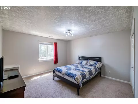 Bedroom - 4199 Geranium Loop, Salem, OR 97305 photo 5 of 9