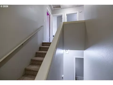Entry Way - 4199 Geranium Loop, Salem, OR 97305 photo 5 of 6
