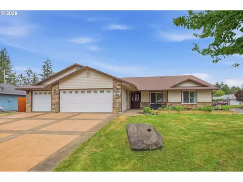87661 Trek Dr, Veneta, OR 97487