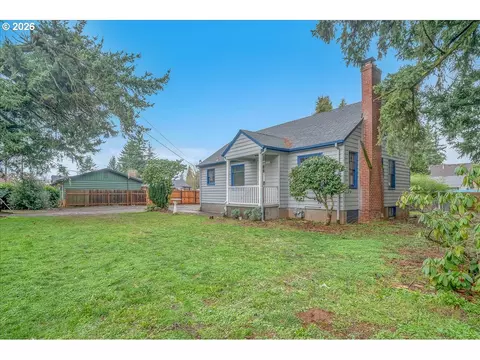 19237 NE Glisan St, Portland, OR 97230