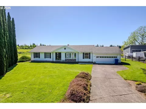 17820 SEmi St, Damascus, OR 97089