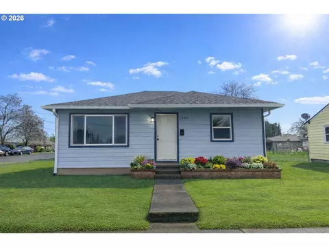 1944 Tualatin St, Saint Helens, OR 97051
