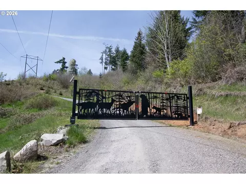481 Hansen Rd, Woodland, WA 98674