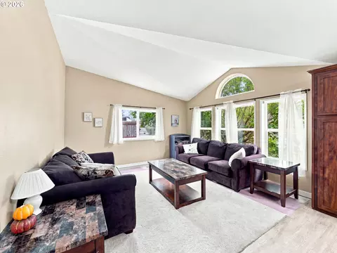 Living - 1193 N Juniper St, Canby, OR 97013 photo 1 of 4