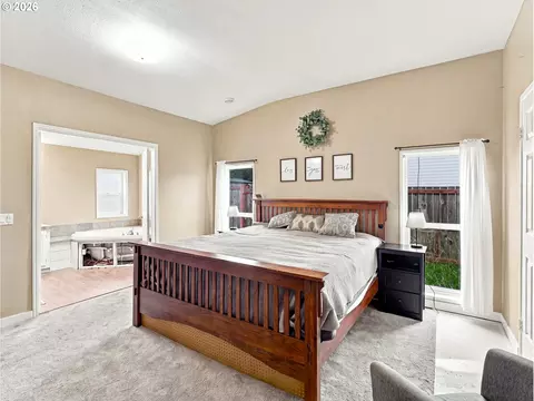 Bedroom - 1193 N Juniper St, Canby, OR 97013 photo 2 of 3