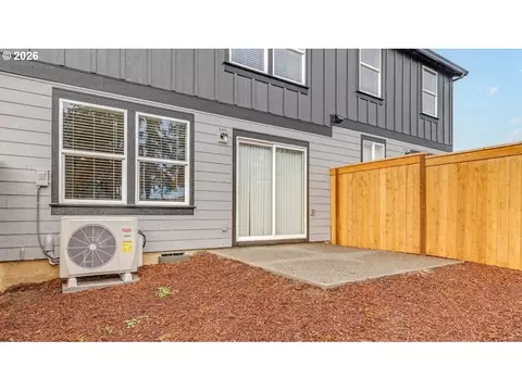 Exterior - 6012 SE 15th St, Gresham, OR 97080 photo 2 of 3