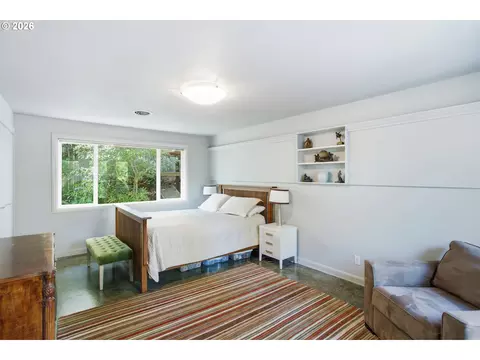 Bedroom - 60 W 22nd Ave, Eugene, OR 97405 photo 5 of 9