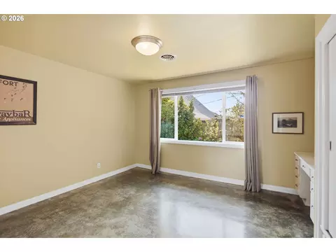 Bedroom - 60 W 22nd Ave, Eugene, OR 97405 photo 3 of 9