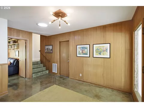 Entry Way - 60 W 22nd Ave, Eugene, OR 97405 photo 3 of 3