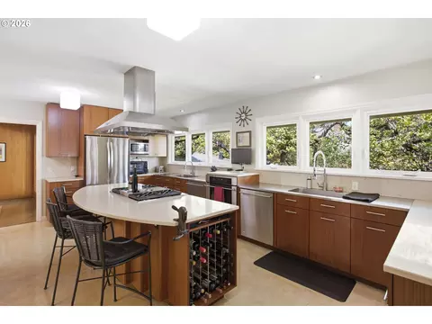 Kitchen - 60 W 22nd Ave, Eugene, OR 97405 photo 3 of 4