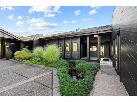 Exterior - 13237 Knaus Rd, Lake Oswego, OR 97034 photo 3 of 8