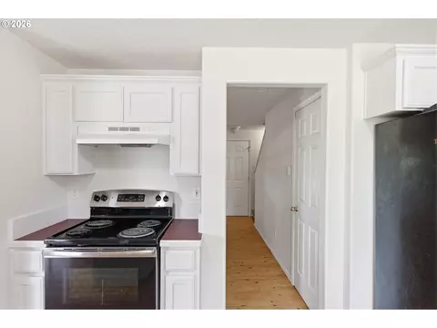700 NW Willamina Dr, Willamina, OR 97396 photo 14