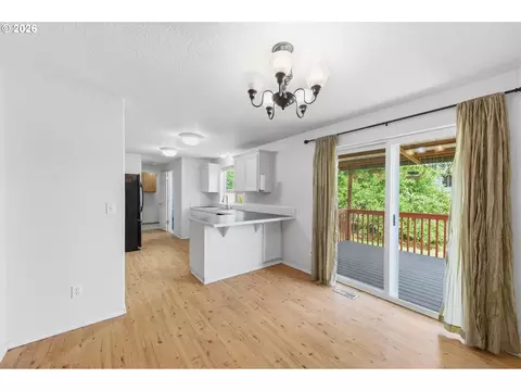 700 NW Willamina Dr, Willamina, OR 97396 photo 10