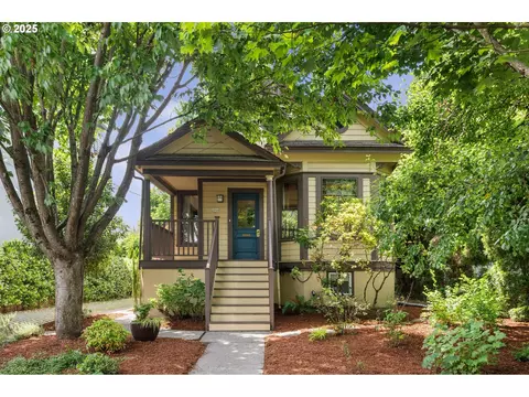 2664 NW Thurman St, Portland, OR 97210