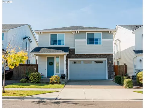 27757 SW Alder Ln, Wilsonville, OR 97070