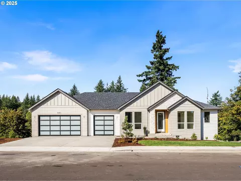841 SW 49th Dr, Gresham, OR 97080