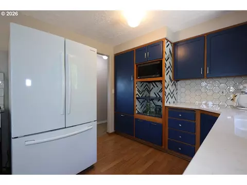 1185 NE 27th St, Gresham, OR 97030 photo 11