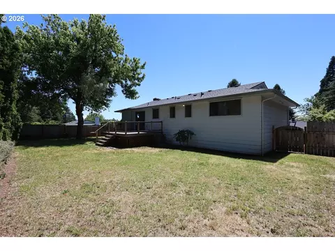 1185 NE 27th St, Gresham, OR 97030 photo 33