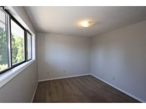 1185 NE 27th St, Gresham, OR 97030 photo 22