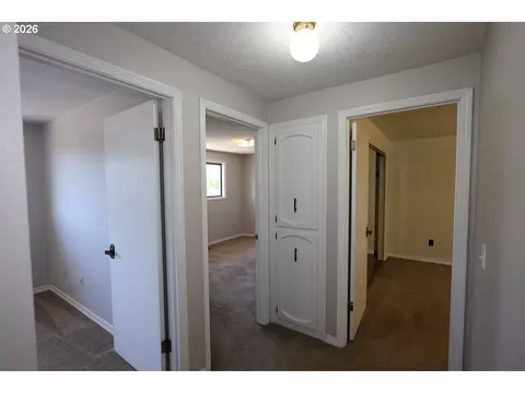 1185 NE 27th St, Gresham, OR 97030 photo 16