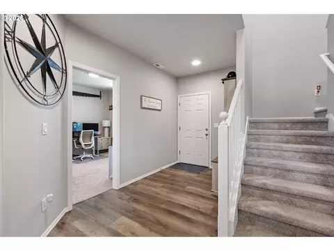 4994 Cedar View Dr, Springfield, OR 97478 photo 15