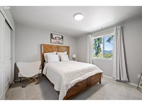 4994 Cedar View Dr, Springfield, OR 97478 photo 26