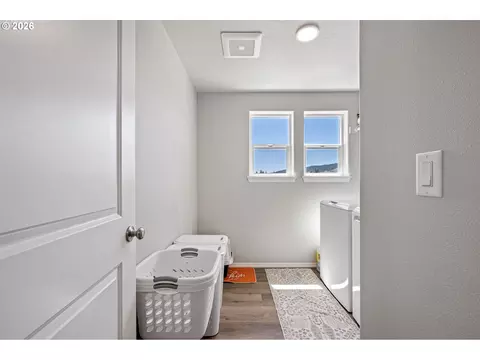 4994 Cedar View Dr, Springfield, OR 97478 photo 27