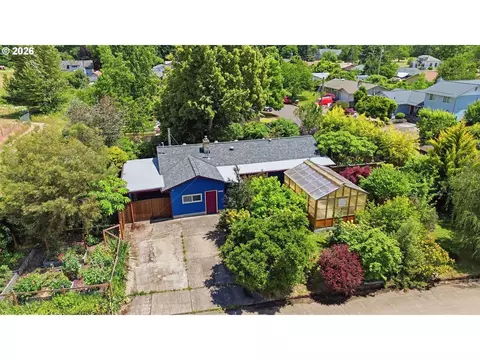 View/Area - 3987 Andover St, Eugene, OR 97404 photo 4 of 4