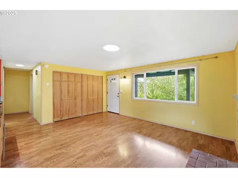 Living - 3987 Andover St, Eugene, OR 97404 photo 1 of 7