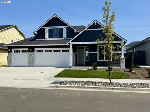 1142 N Paradise Pointe Ave, Ridgefield, WA 98642