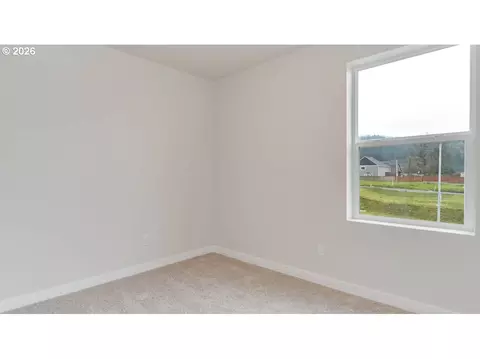 Bedroom - 3512 SW Battaglia Ave, Gresham, OR 97080 photo 8 of 12