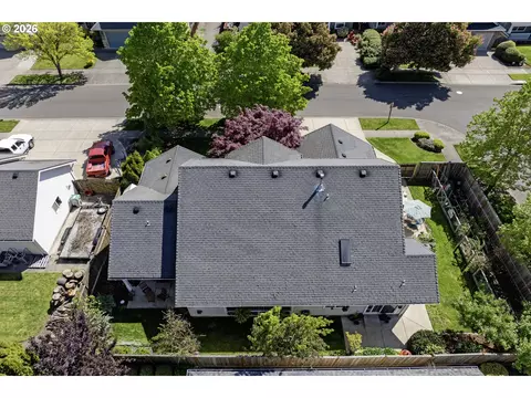 View/Area - 190 Naismith Blvd, Eugene, OR 97404 photo 3 of 5