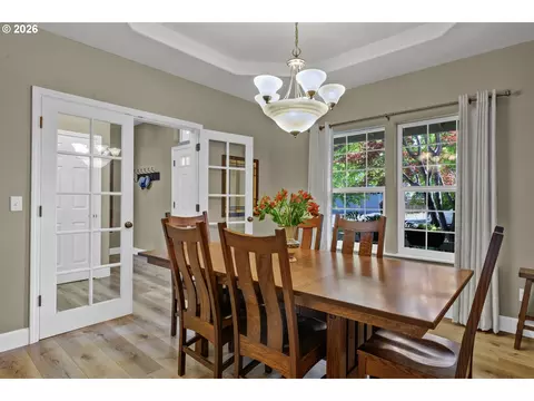 Dining - 190 Naismith Blvd, Eugene, OR 97404 photo 1 of 2