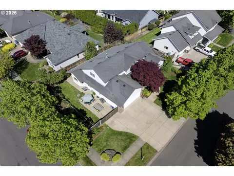 View/Area - 190 Naismith Blvd, Eugene, OR 97404 photo 2 of 5