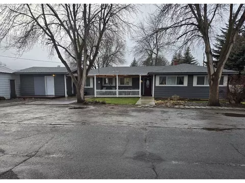 20 S 6th Ave, Elgin, OR 97827